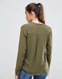V-Neck long sleeved shirt in Khaki
